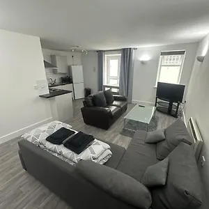  Apartment Centre United Kingdom